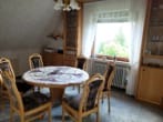 Esszimmer OG - Ruhig gelegenes Einfamilienhaus mit Einliegerwohnung, Keller & Garage am Ende einer Sackgasse