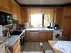 Einbauküche EG - Ruhig gelegenes Einfamilienhaus mit Einliegerwohnung, Keller & Garage am Ende einer Sackgasse
